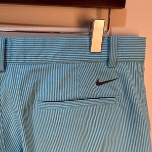 Nike Golf Men's blue on blue striped Tour Performance shorts 34 9.5" inseam